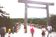 伊勢内宮の鳥居と宇治橋